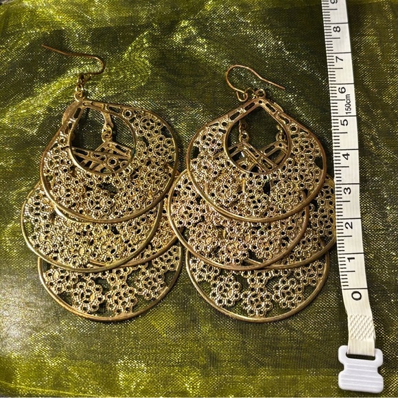 Intricate Gold Filigree Earrings - Picture 3 of 3